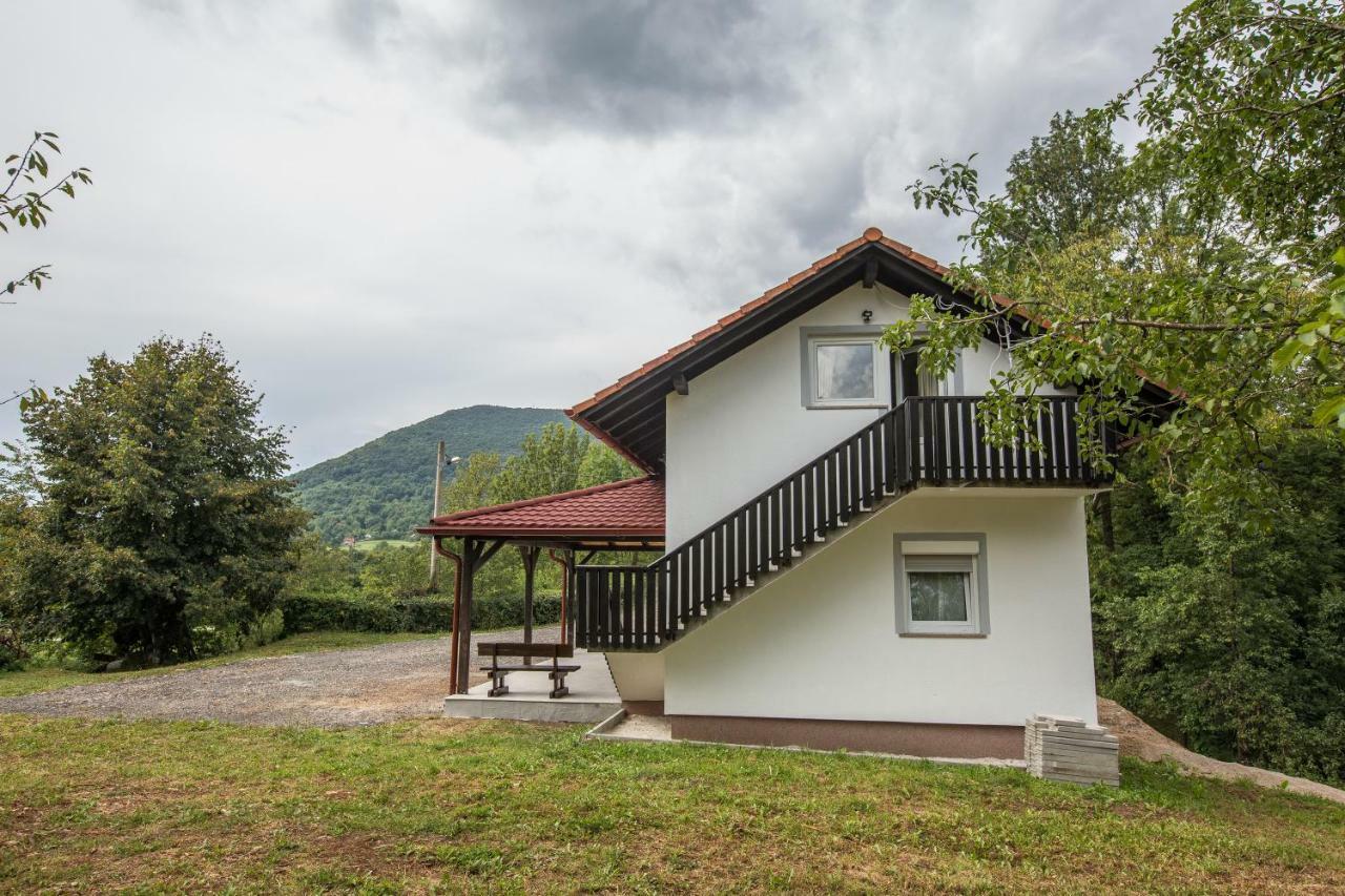 Nonci Apartment Seliste Dreznicko Exterior photo